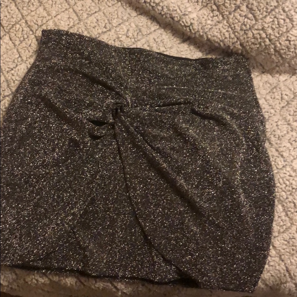 “Shimmer skirt